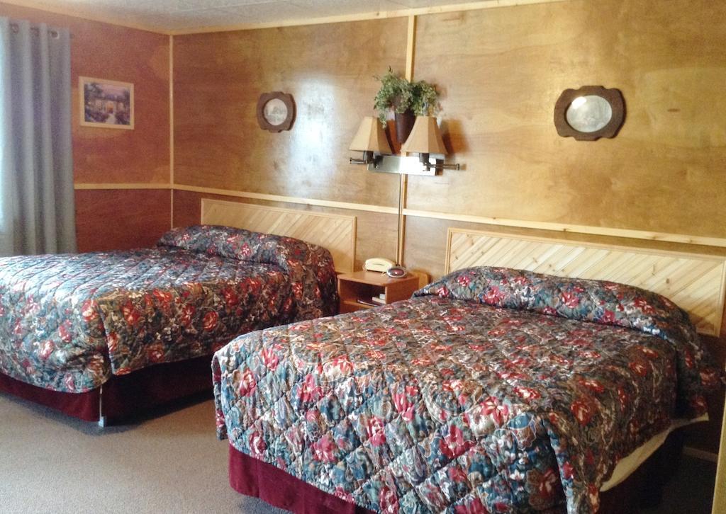 Vindel Motel Mackinaw City Quarto foto